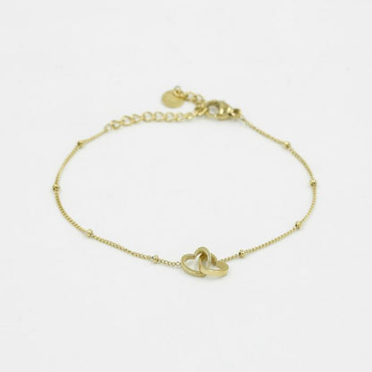 Armband verbonden hartjes