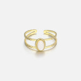 Ring witte steen