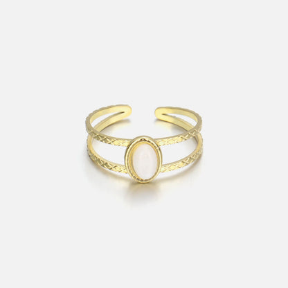 Ring witte steen